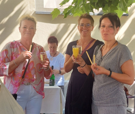 Sektempfang nach dem Gottesdienst