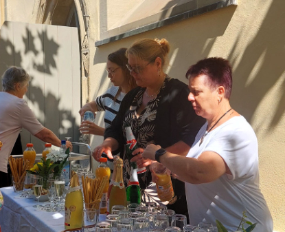 Sektempfang nach dem Gottesdienst